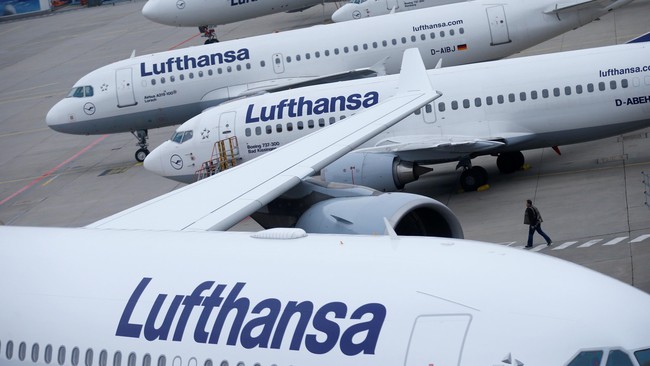 Maskapai Lufthansa membatalkan ratusan jadwal penerbangan pada Rabu (23/11) akibat aksi mogok pilot yang akan dilakukan selama 48 jam.