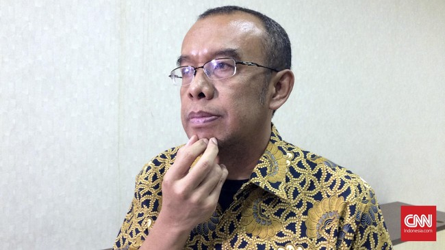 Kemenpora menyatakan ada empat daerah lain yang tidak bermasalah dalam pemberian bonus meski nilainya melebihi Rp200 juta.