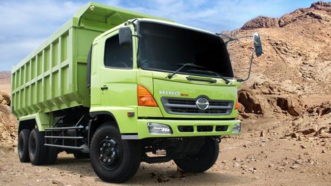 Sepanjang Januari-Mei 2016, PT Hino Motors Sales Indonesia (HMSI) berhasil menjual kendaraan niaga jenis truk sebanyak 3.771 unit di tengah perlambatan ekonomi.