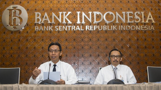 Derasnya aliran capital inflow dikarenakan penundaan kenaikan suku bunga The Fed dan repatriasi aset dari pengampunan pajak (tax amnesty).
