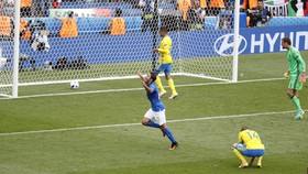 Eder Antarkan Italia Melaju ke Fase 16 Besar Piala Eropa 2016