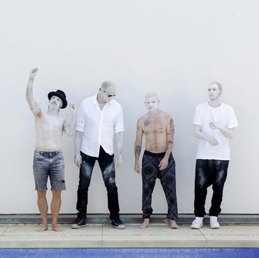 Lirik Lagu By the Way - Red Hot Chili Peppers