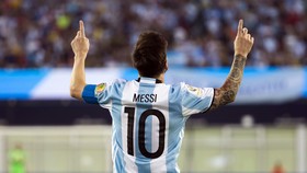 Samai Rekor Batistuta, Messi Biasa-biasa Saja