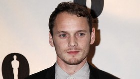 Orang Tua Anton Yelchin Pasang Iklan Ucapan Terima Kasih