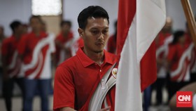 Indonesia Raya Berkumandang, Merah Putih Tak Bisa Berkibar