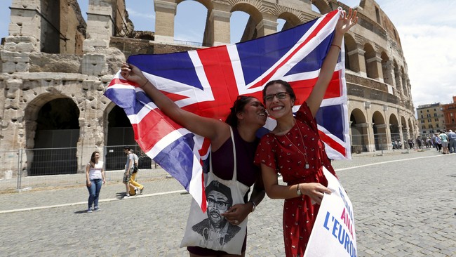 Langkah Inggris keluar dari Uni Eropa melalui referendum dikhawatirkan menjadi preseden bagi negara-negara anggota lainnya.