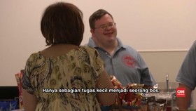 Pengidap Down Syndrome Sukses Kelola Kedai Kopi