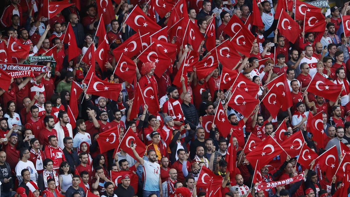 Potret Para Pahlawan Turki Mempecundangi Petr Cech