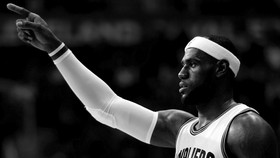 Menanti LeBron James Menjadi Raja Diraja