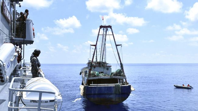 Laut Natuna Jadi Sumber Migas Asia Pemkab Natuna menyebut jumlah cadangan minyak dan gas di ladang gas Blok D-Alpha merupakan kekayaan paling fenomenal, mencapai 222 triliun kaki kubik.