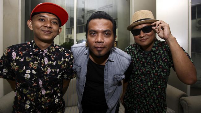 Posisi penabuh drum di Endank Soekamti kosong karena Ari memutuskan mundur sejak Rabu (22/6). Tapi Endank Soekamti belum mencari pengganti.