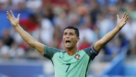Capello: Ronaldo Bisa Rusak Pertahanan Perancis