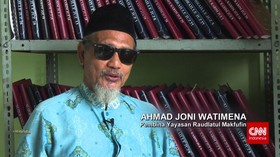 Pencari Tuhan dalam Gelap