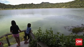 Secuil Zamrud Khatulistiwa di Danau Linow