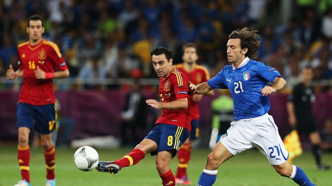 Meski bertabur pemain bintang dalam dua dekade ke belakang, timnas Italia sangat kesulitan setiap kali berhadapan dengan Spanyol.