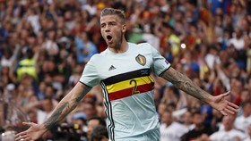 Belgia Hajar Hungaria 4-0