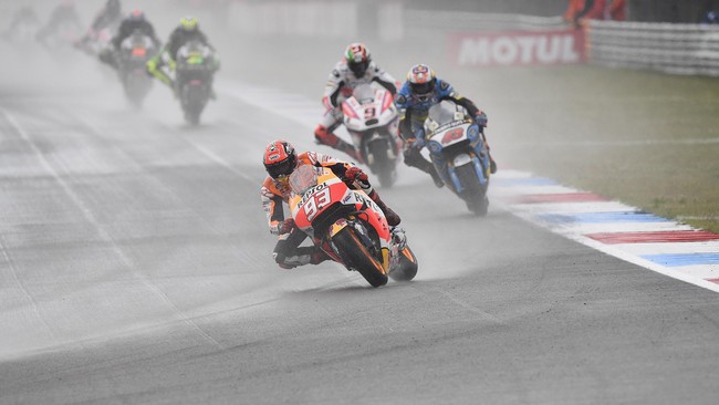 Jorge Lorenzo yakin jika balapan GP Belanda terjadi di awal kariernya di MotoGP, Marc Marquez akan mengambil risiko demi bisa meraih kemenangan.