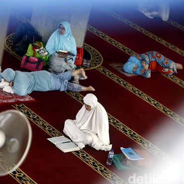 Jangan Terlewat, Simak Tanda-tanda Malam Lailatul Qadar Ramadan 2022