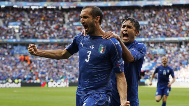 Bila Jerman dibayangi rekor buruk atas Italia, maka Italia juga dibayangi kekalahan telak pada duel Maret lalu.