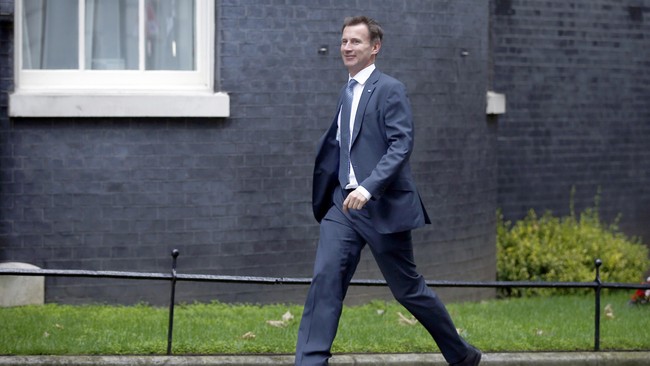 Eks menteri kesehatan dan sosial Jeremy Hunt ditunjuk PM Theresa May menggantikan Boris Johnson sebagai menteri luar negeri dan persemakmuran Inggris.