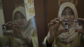 Cegah Vaksin Palsu, Limbah Vaksin Harus Dihancurkan