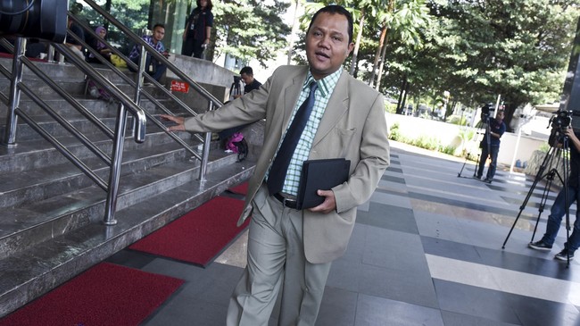KPK memeriksa pengacara terpidana kasus cabul Saipul Jamil, Nazarudin Lubis terkait kasus dugaan suap penanganan perkara di Pengadilan Negeri Jakarta Utara.