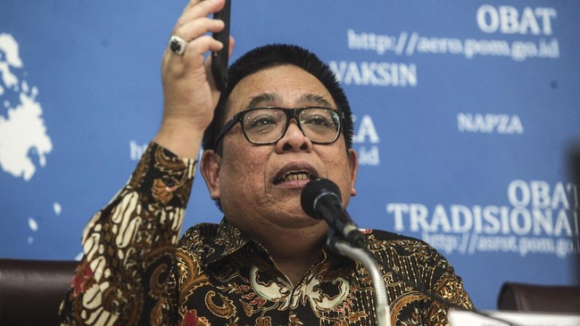 Badan POM diminta untuk mengumumkan daftar nama fasilitas pelayanan kesehatan yang diduga menggunakan vaksin palsu.