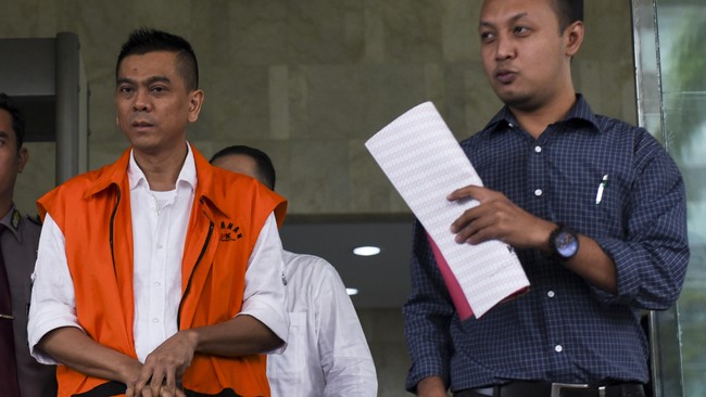 Mantan Ketua Komisi D DPRD DKI Jakarta Mohamad Sanusi menyatakan dua berkas penyidikan kasusnya telah dinyatakan lengkap oleh jaksa penuntut umum KPK.