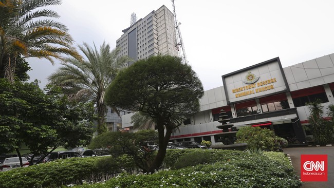 Ketua DPD Hanura DKI Jakarta Jims Charles Kaweningian dilaporkan ke Polda Metro Jaya atas dugaan penipuan investasi sapi potong.