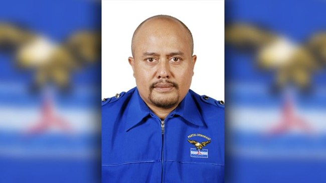 KPK resmi menetapkan anggota DPR Komisi III I Putu Sudiartana sebagai tersangka dugaan suap rencana proyek pembangunan 12 ruas jalan di Sumatera Utara.