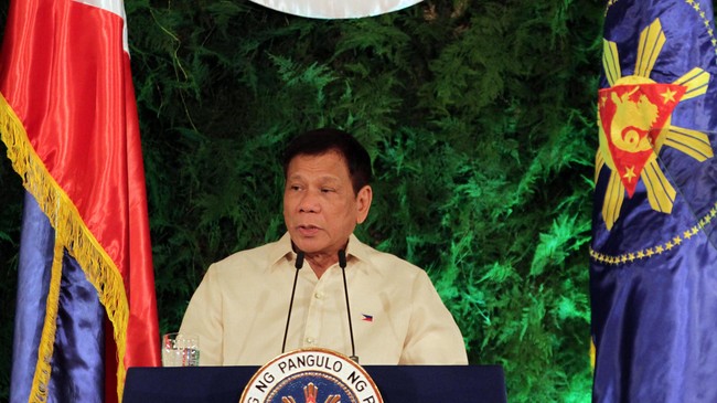Presiden baru Filipina, Rodrigo Roa Duterte, menyerukan gencatan senjata dengan pemberontak komunis yang telah memberontak sejak 1968.