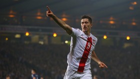 Ancelotti Ogah Jual Lewandowski ke Madrid