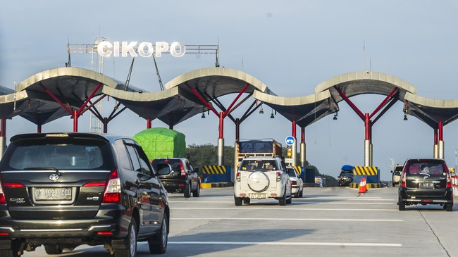 PT Surya Semesta Internusa Tbk dan PT Astratel Nusantara akhirnya merampungkan divestasi ruas Tol Cikopo Palimanan yang bernilai mencapai Rp2,56 triliun.