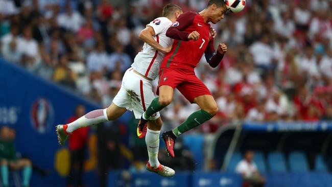 Pelatih Perancis, Didier Deschamps, mengaku tak punya formula khusus untuk mematikan pergerakan bintang Portugal Cristiano Ronaldo.