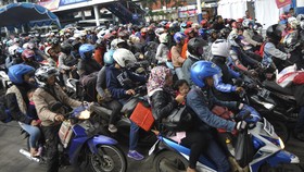 Pemudik Bersepeda Motor Mulai Melintasi Kota Bogor