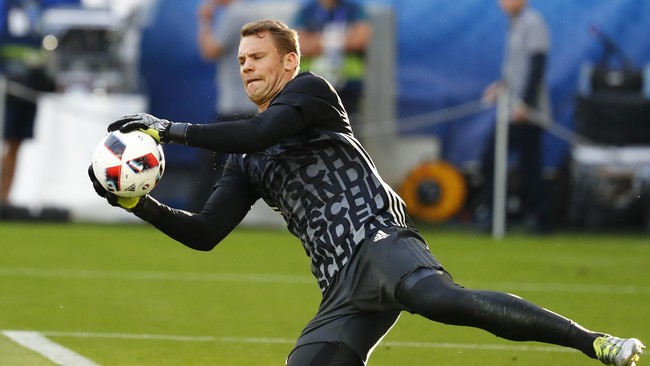 Ternyata bukan Gianluigi Buffon yang menjadi kiper dengan tingkat persentase penyelamatan terbaik. Sosok dengan persentase terbaik itu adalah Manuel Neuer.