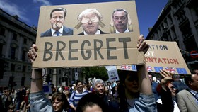 Ribuan Warga Inggris Protes Hasil Referendum Brexit