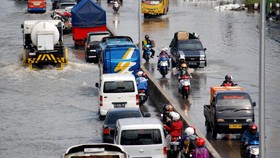 Pemudik Diminta Waspadai Genangan Jalur Bekasi