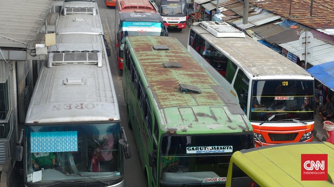 Tercatat, 10.475 penumpang dan 494 bus diberangkatkan hari ini (3/7). Padahal, sehari sebelumnya penumpang yang berangkat hanya berjumlah 4.827 orang.