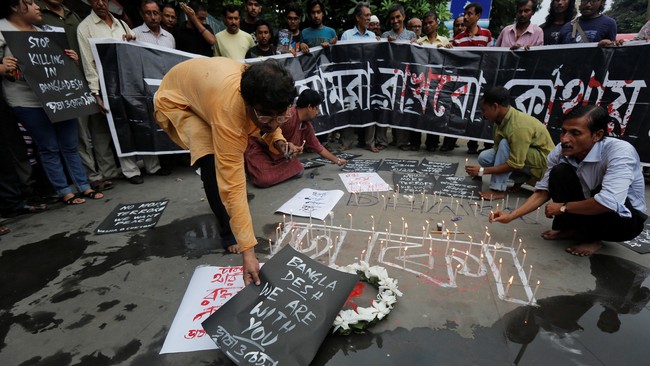 Dalam drama penyanderaan yang berlangsung selama 12 jam di Dhaka, Bangladesh, para penyerang sempat meminta para sandera untuk melafazkan ayat Al-Quran.