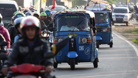 Kesaksian Sopir Bajaj Dipalak Ormas Rp5.000 Tiap Narik di Jakarta Fair