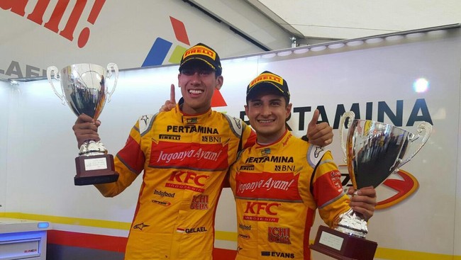 Duo pebalap Pertamina Campos Racing, Sean Gelael dan Mitch Evans, mendominasi podium di GP2 Austria. Di posisi ketiga direbut Raffael Marcielo.