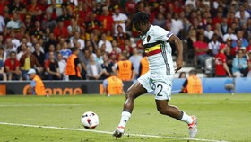 Michy Batshuayi Resmi Merapat Ke Chelsea