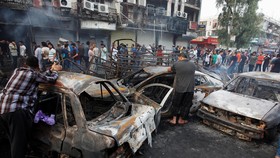 Bom Bunuh Diri di Gerbang Kota Baghdad Tewaskan 14 Orang