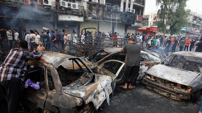 Menteri Dalam Negeri Irak Mohammed Salem al-Ghabban mengundurkan diri dari jabatannya sebagai bentuk pertanggungjawaban atas tragedi bom Baghdad.