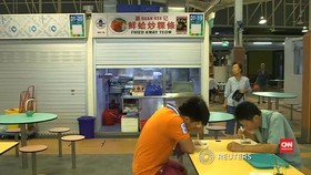 Nasib Jajanan Murah di Singapura Terancam