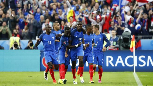 Kualitas Pemain Perancis Pisau Bermata Dua Bagi Deschamps Banyaknya pemain berkualitas di Perancis dapat meningkatkan kualitas tim sekaligus menyulitkan Didier Deschamps dalam menentukan pemain utama.