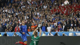 Griezmann Berlari dalam Perburuan Sepatu Emas