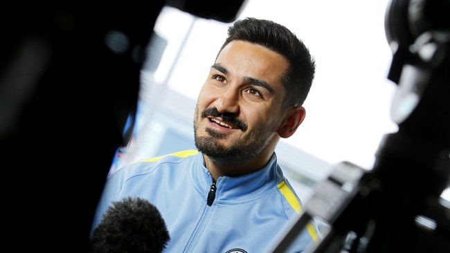 Kendati tak masuk dalam daftar skuat Jerman, namun Ilkay Gundogan menilai Die Mannschaft pantas meraih hasil terbaik di Piala Eropa 2016.