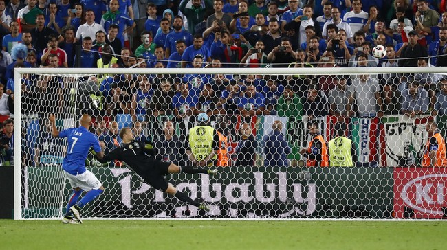 Simone Zaza meyakini bahwa kegagalan penaltinya melawan Jerman akan menjadi hantu yang terus-menerus hadir sepanjang hidupnya.